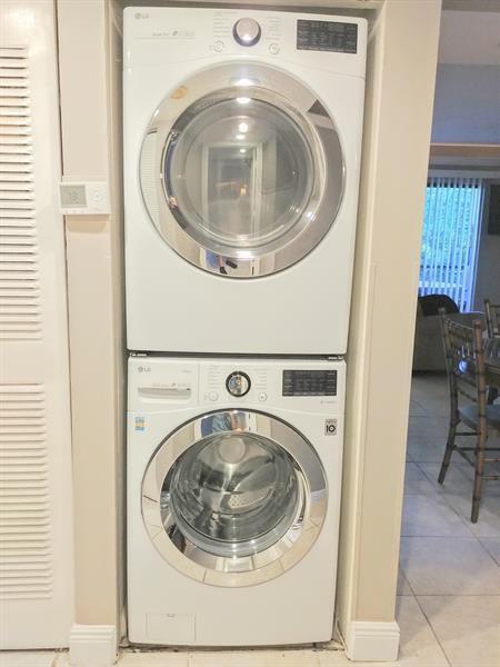 PARK AT WINDWOOD CONDO - Residential