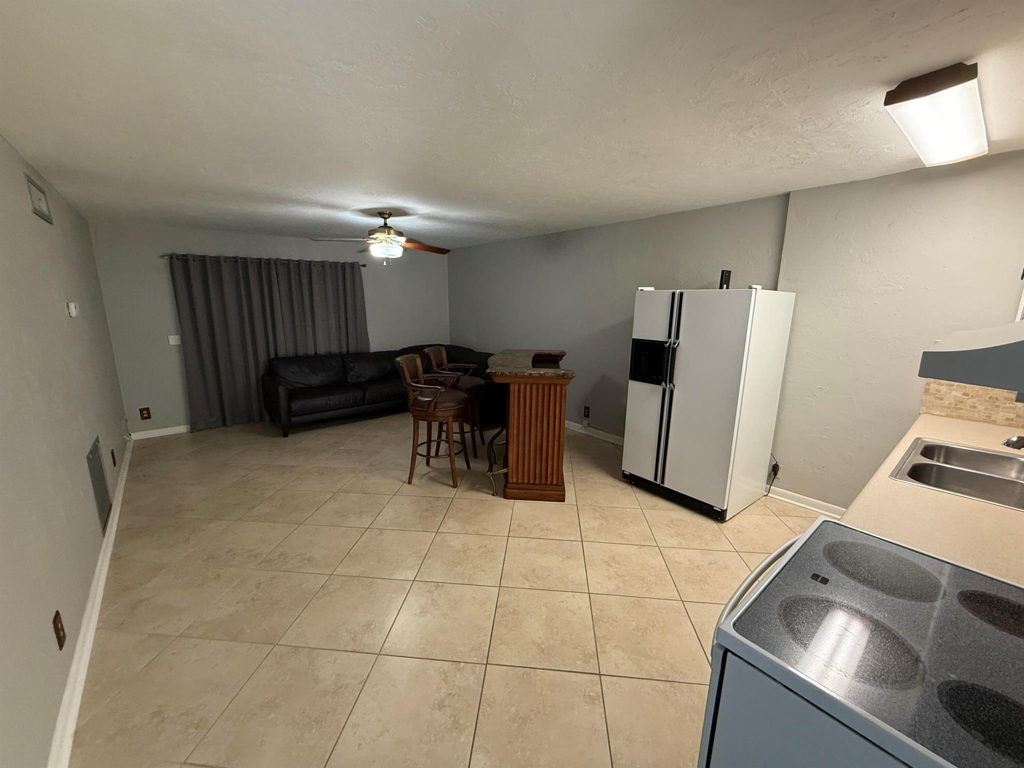 LAKESIDE POINT ADD TO LAN - Residential Lease