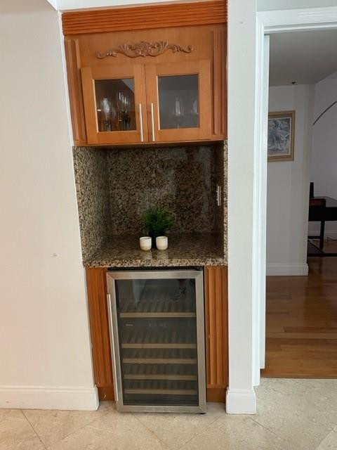 Venetia Condo - Residential Lease