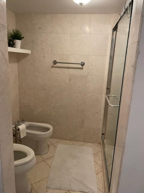 Venetia Condo - Residential Lease