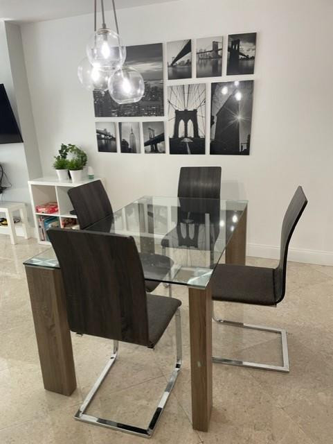 Venetia Condo - Residential Lease