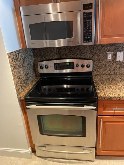 Venetia Condo - Residential Lease