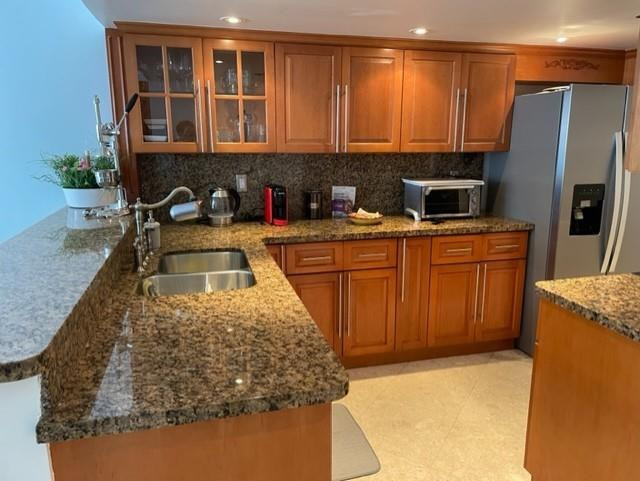 Venetia Condo - Residential Lease