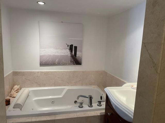 Venetia Condo - Residential Lease