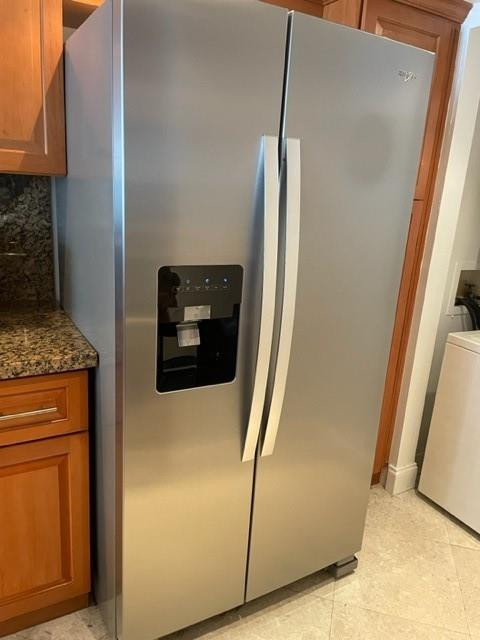 Venetia Condo - Residential Lease