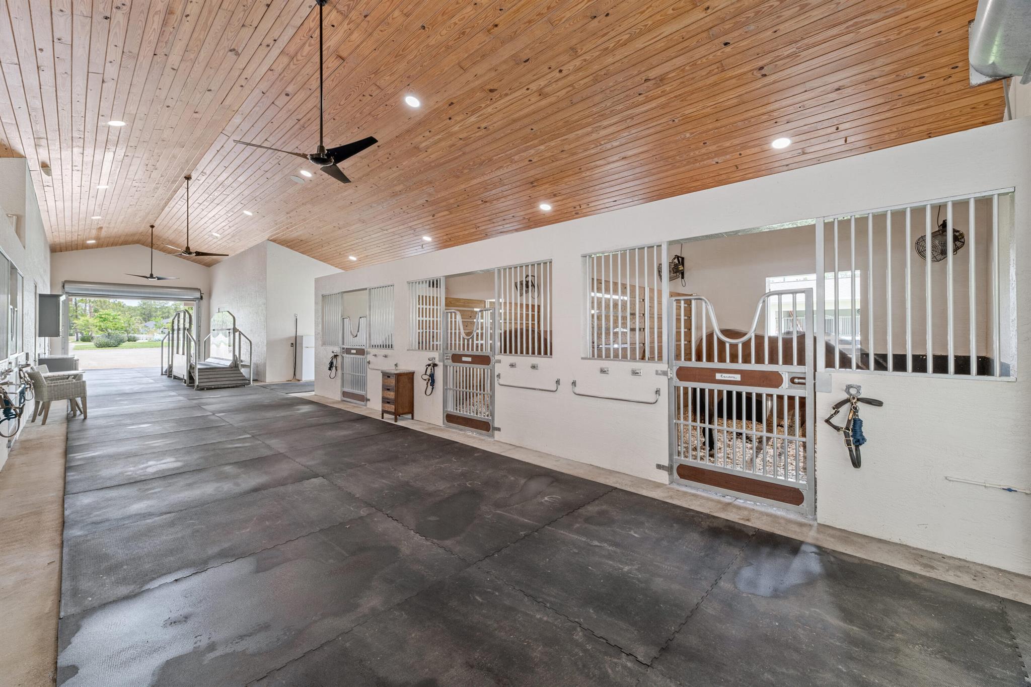 FOX TRAIL - Residential Lease