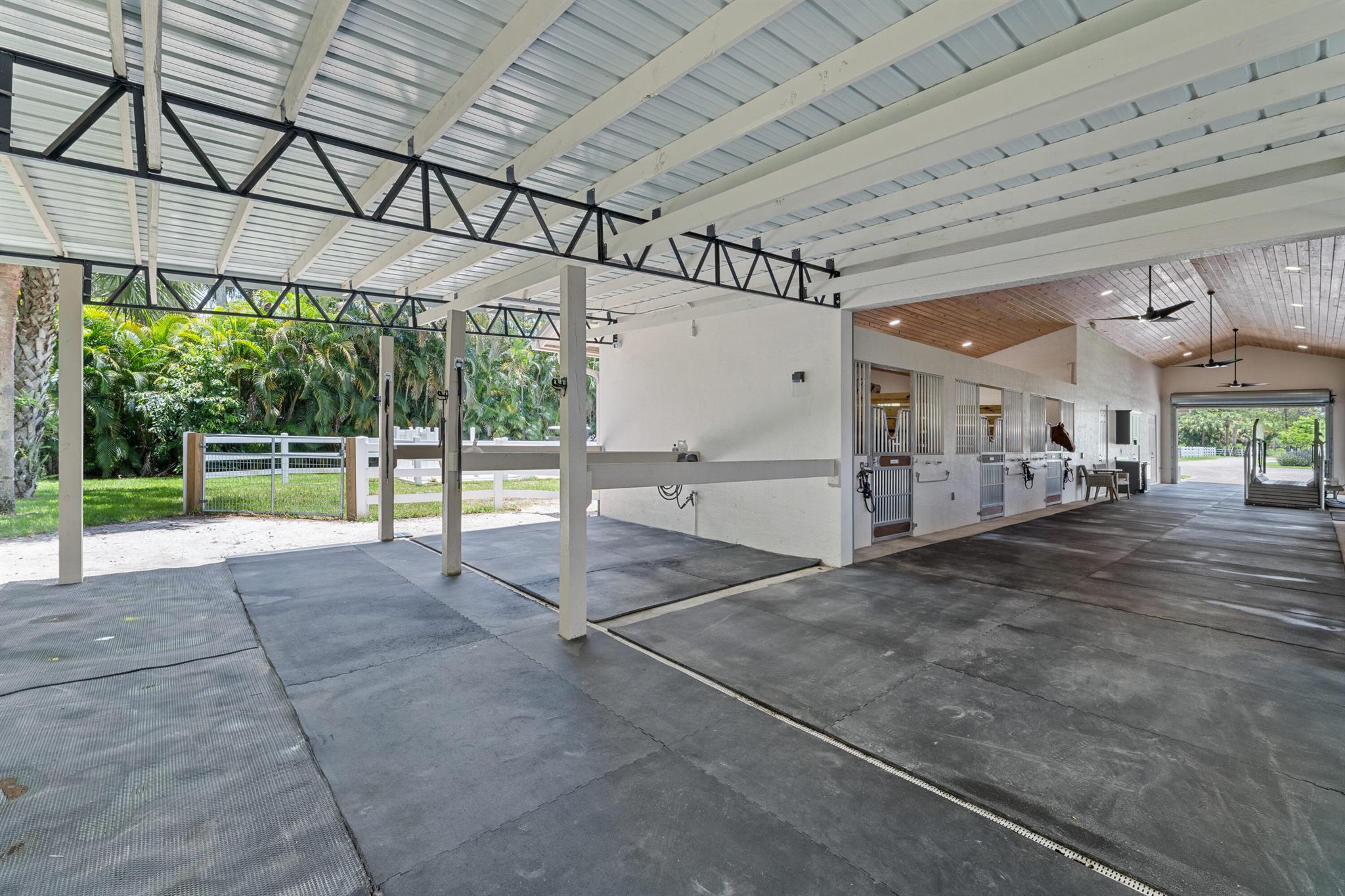 FOX TRAIL - Residential Lease