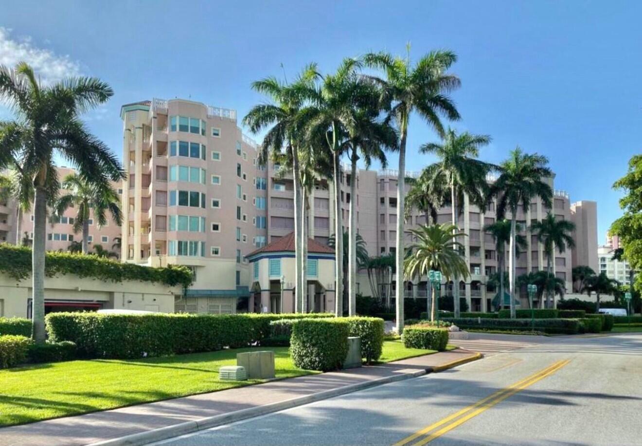 300 SE 5th Avenue 2160