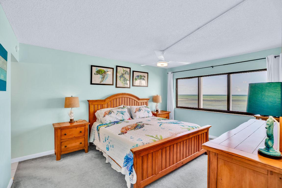 OCEAN HARBOUR SOUTH CONDOMINIUM - Residential