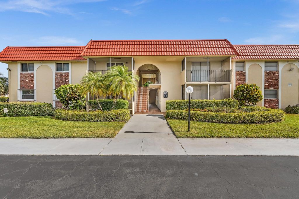 Photo of 22795 SW 66th Avenue #106, Boca Raton, FL 33428 (MLS # R11083313)