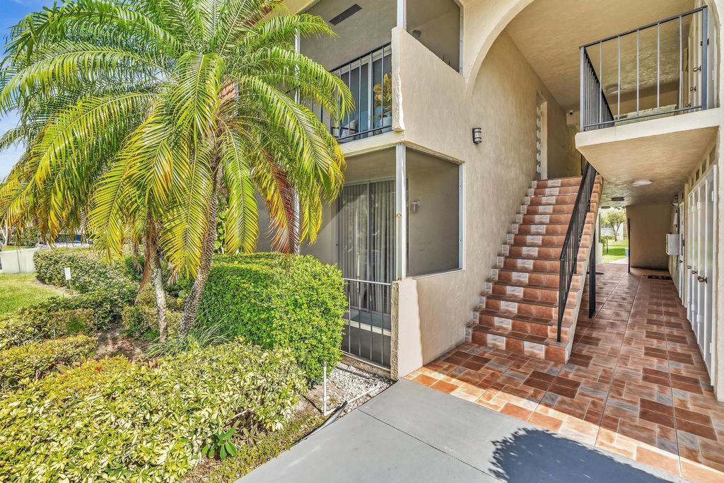 Photo of 22795 SW 66th Avenue #106, Boca Raton, FL 33428 (MLS # R11083313)