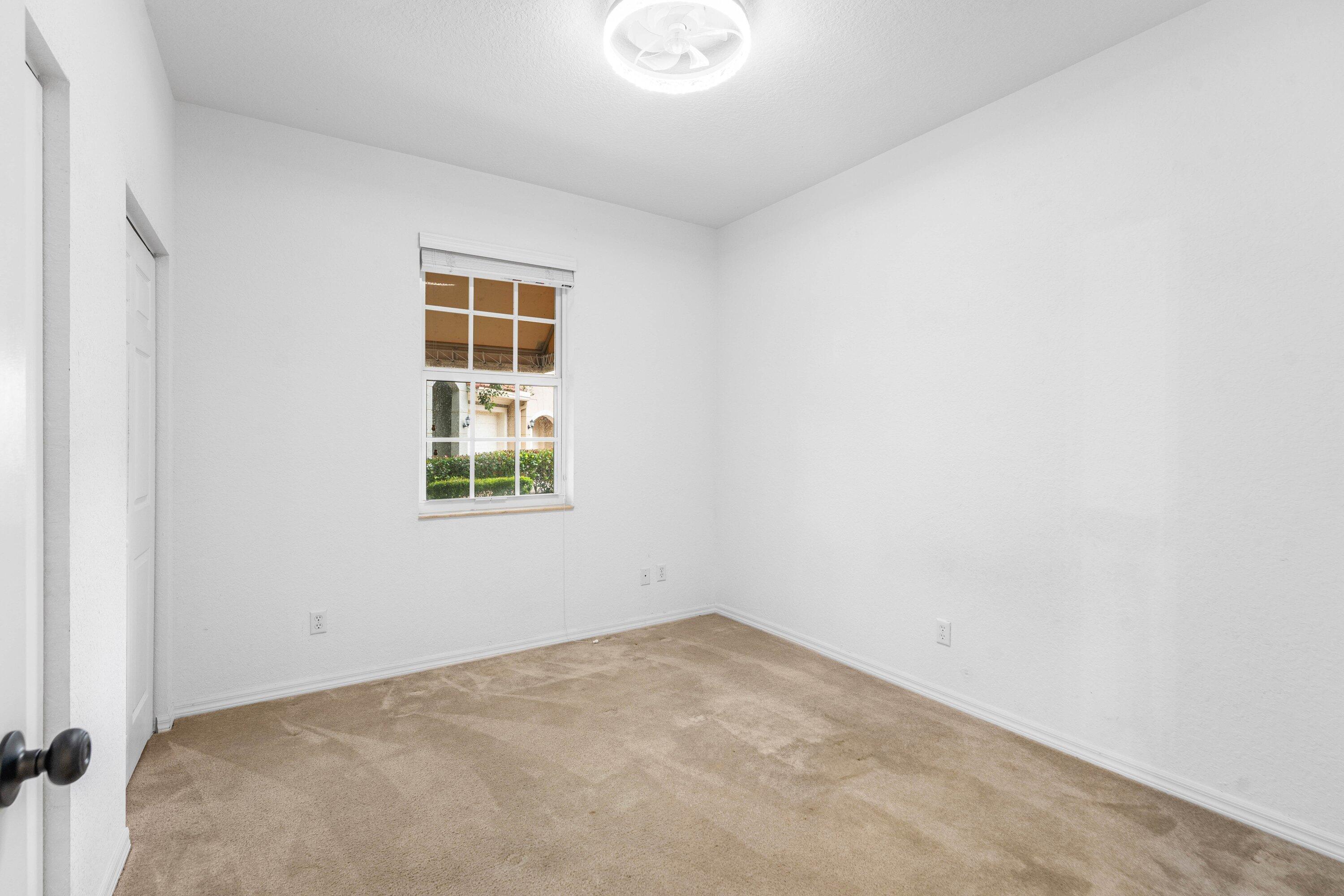 LEGENDS AT THE GARDENS CONDO - Residential Lease