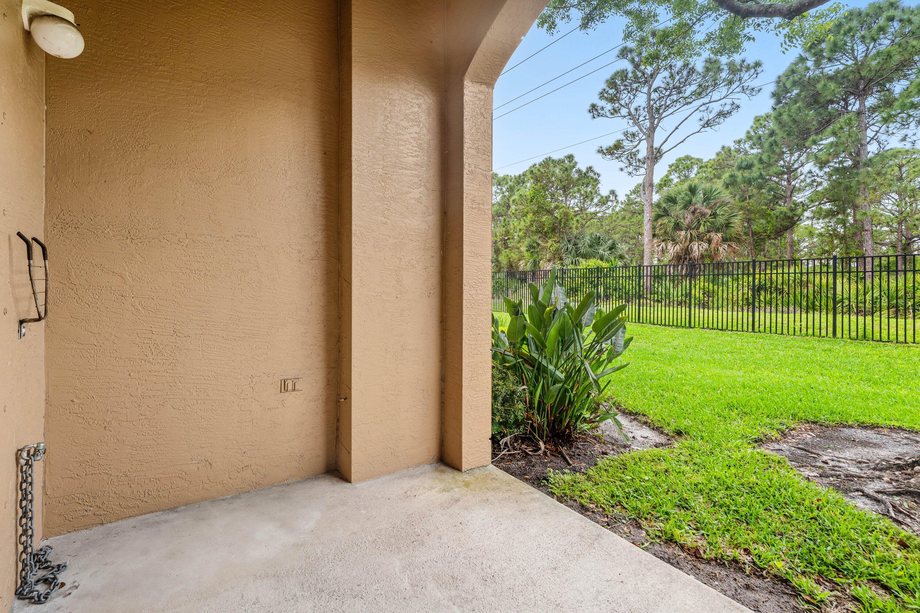 LEGENDS AT THE GARDENS CONDO - Residential Lease