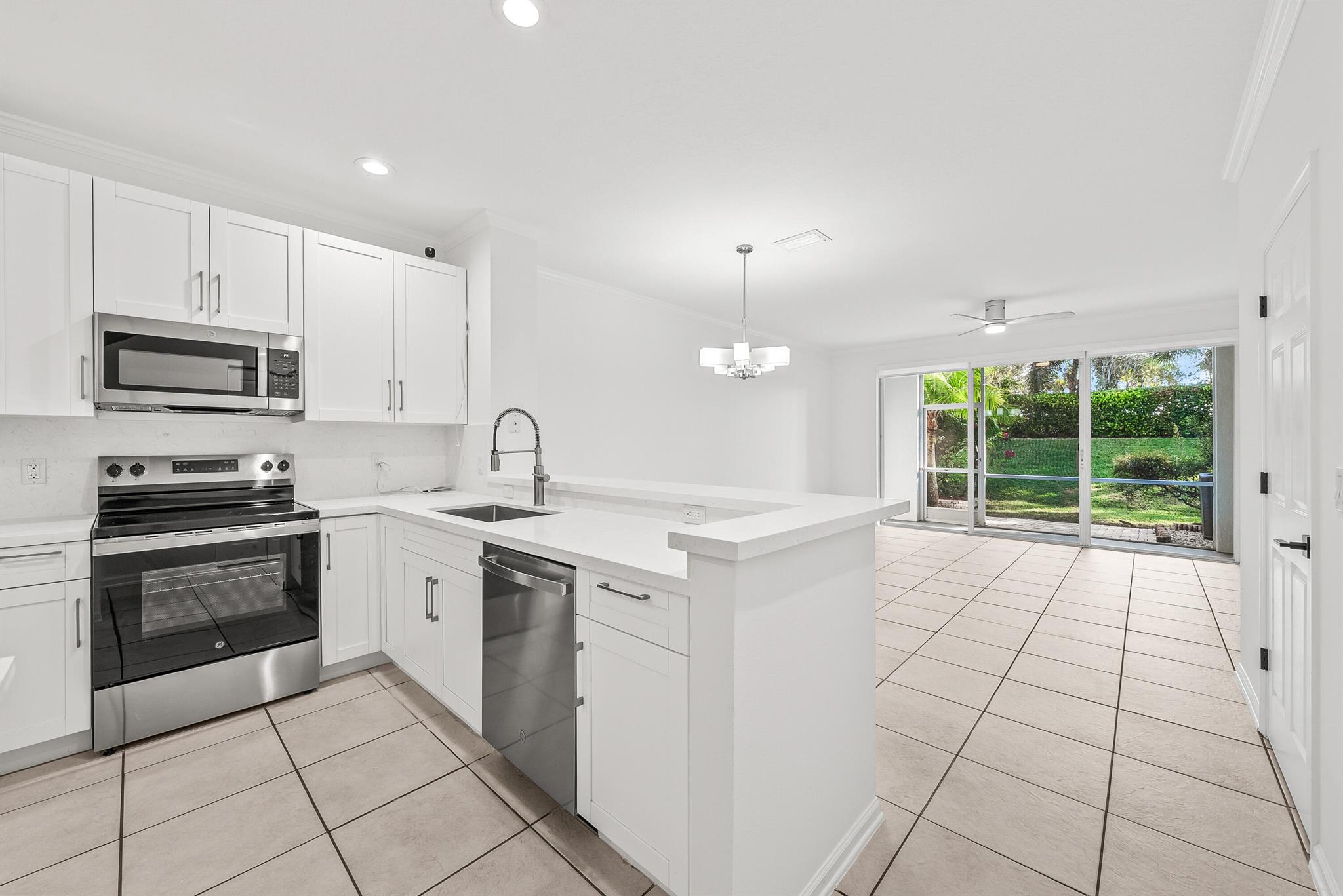 MELROSE PUD VERONA LAKES - Residential Lease