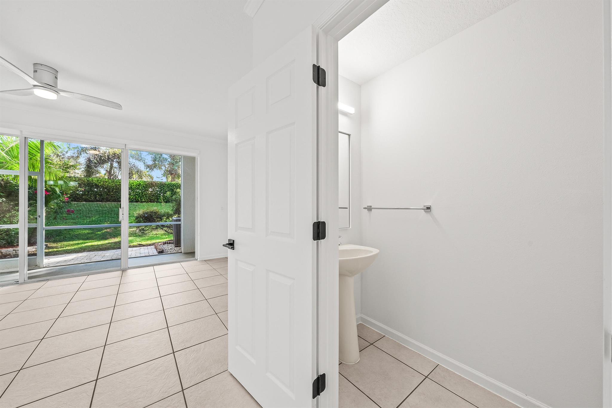 MELROSE PUD VERONA LAKES - Residential Lease