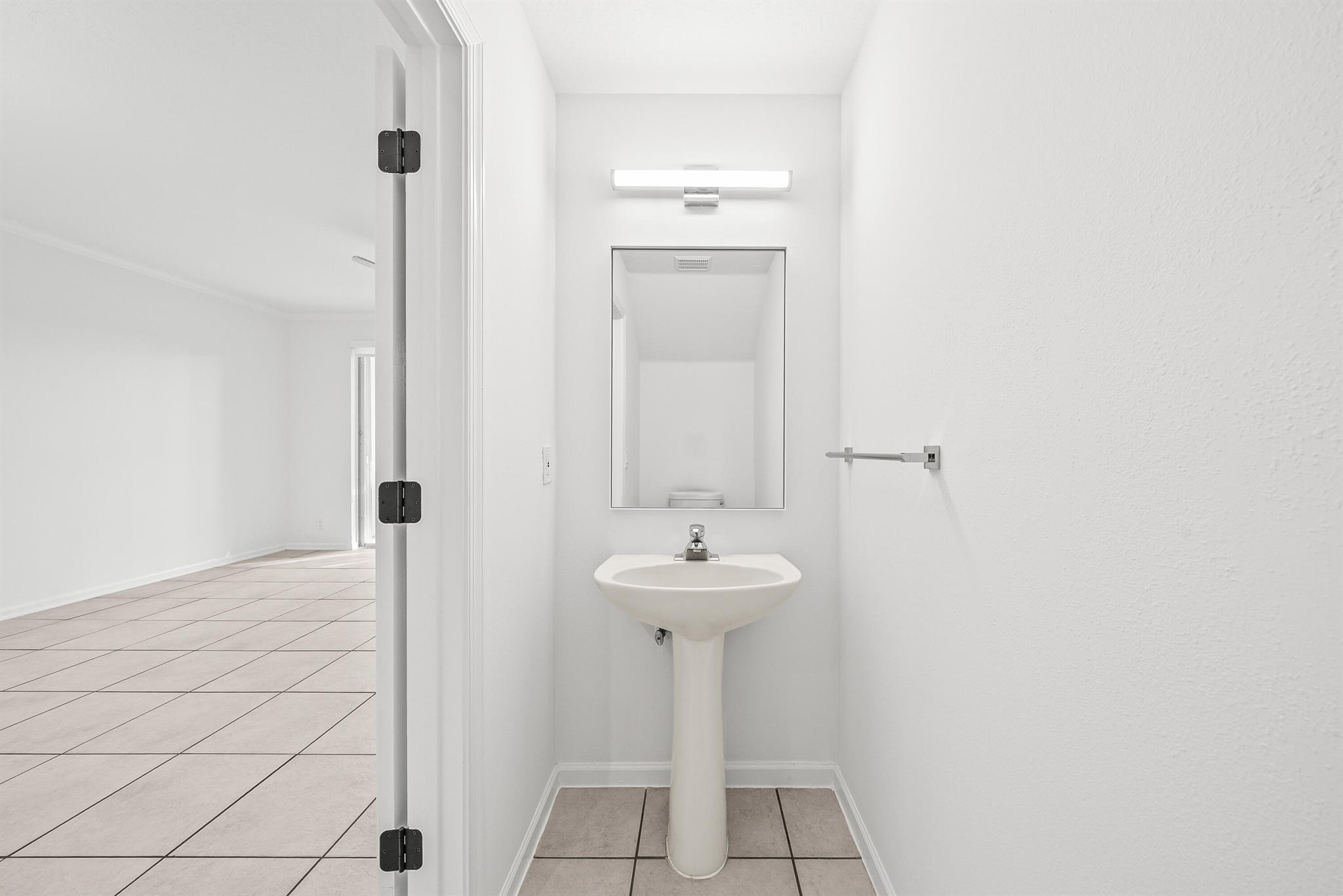 MELROSE PUD VERONA LAKES - Residential Lease