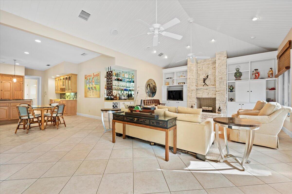 FRENCHMANS CREEK 2 - Residential