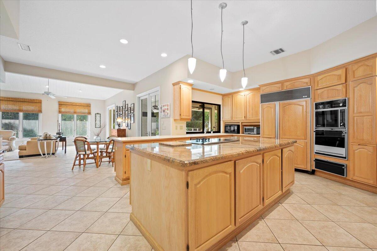 FRENCHMANS CREEK 2 - Residential