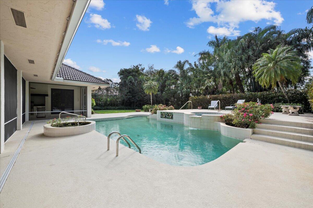 FRENCHMANS CREEK 2 - Residential