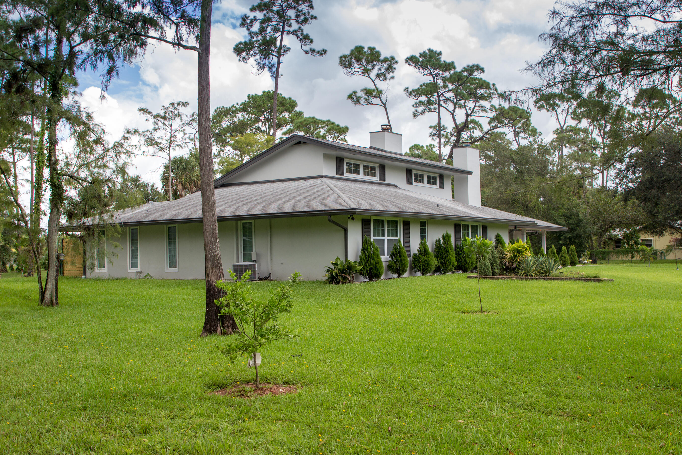 661 W Rambling Drive