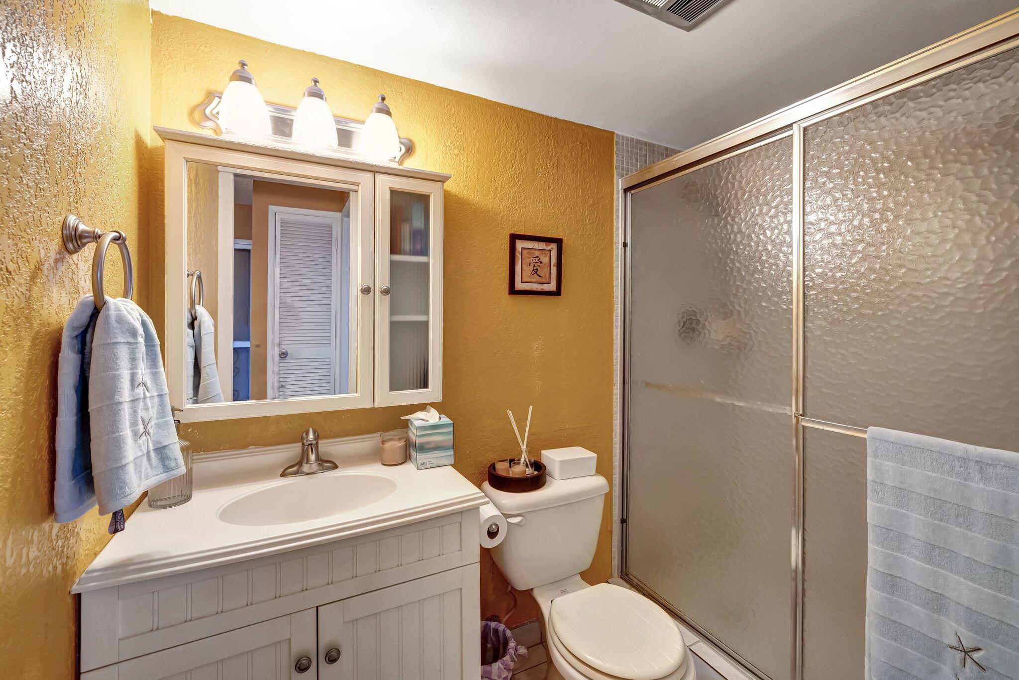 GARDEN-AIRE VILLAGE SOUTH - Residential Lease