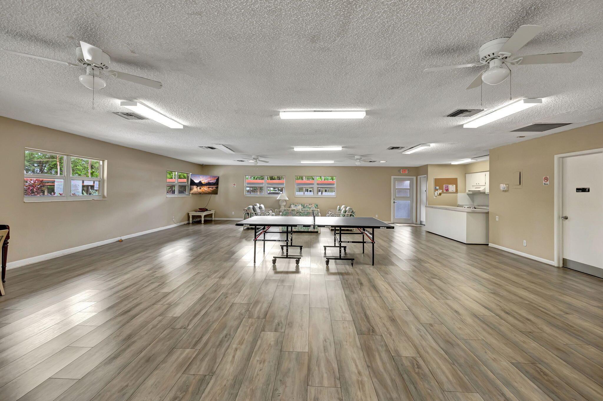 GARDEN-AIRE VILLAGE SOUTH - Residential Lease