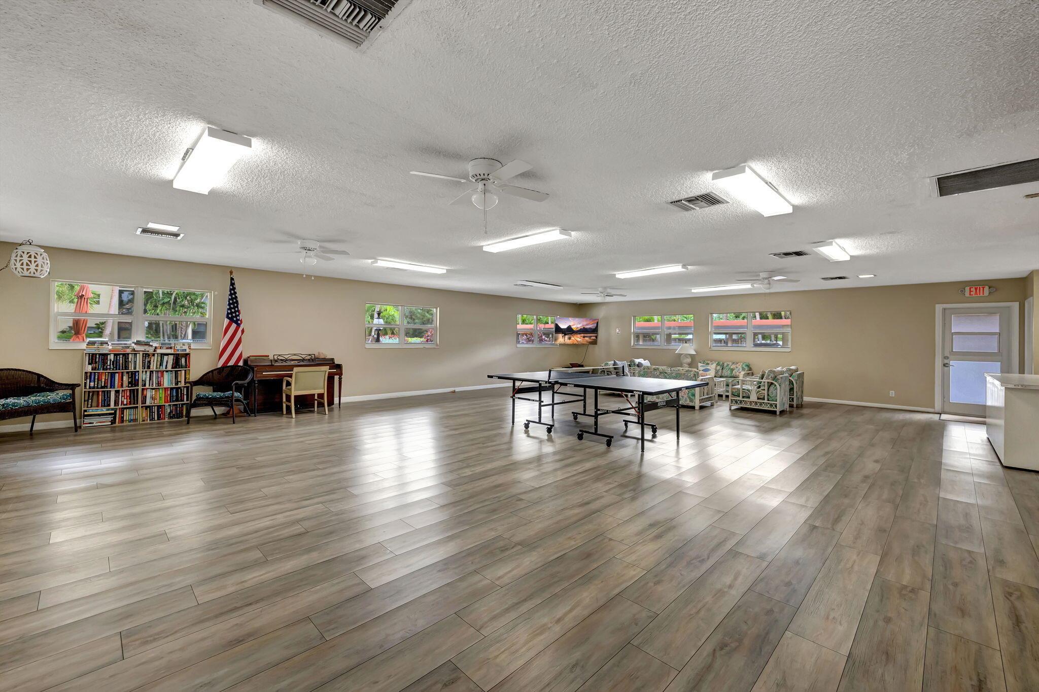 GARDEN-AIRE VILLAGE SOUTH - Residential Lease