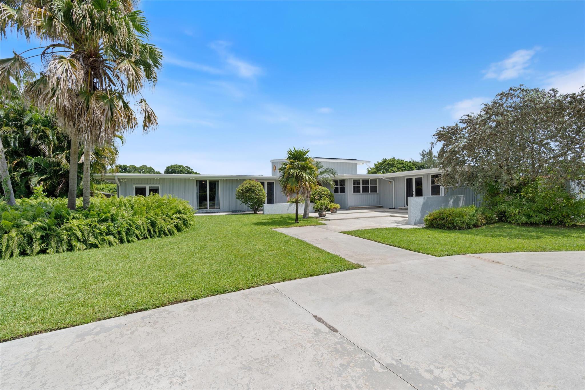 3523 Lone Pine Road