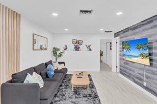 AVON HEIGHTS - Residential Income