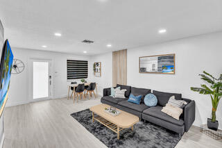 AVON HEIGHTS - Residential Income