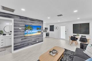 AVON HEIGHTS - Residential Income