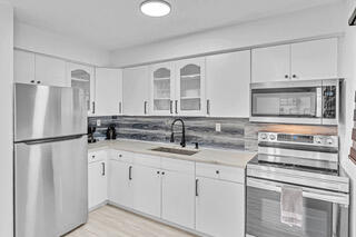 AVON HEIGHTS - Residential Income