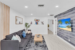 AVON HEIGHTS - Residential Income