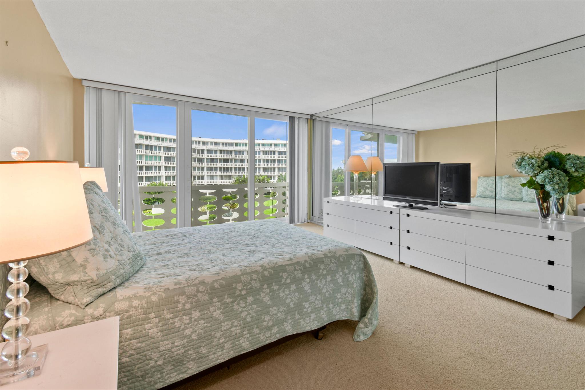 SUN AND SURF ONE HUNDRED - Residential