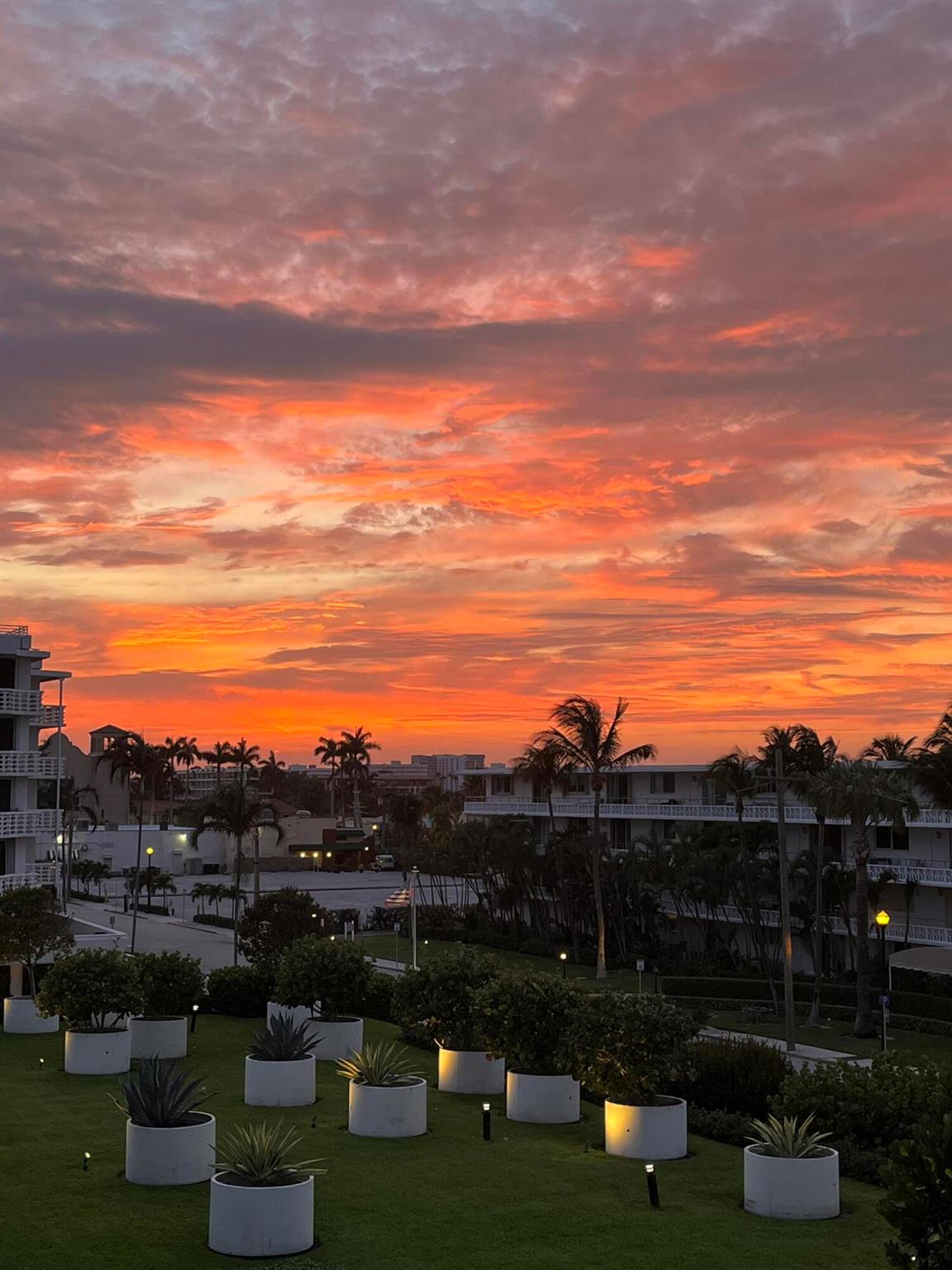 SUN AND SURF ONE HUNDRED - Residential