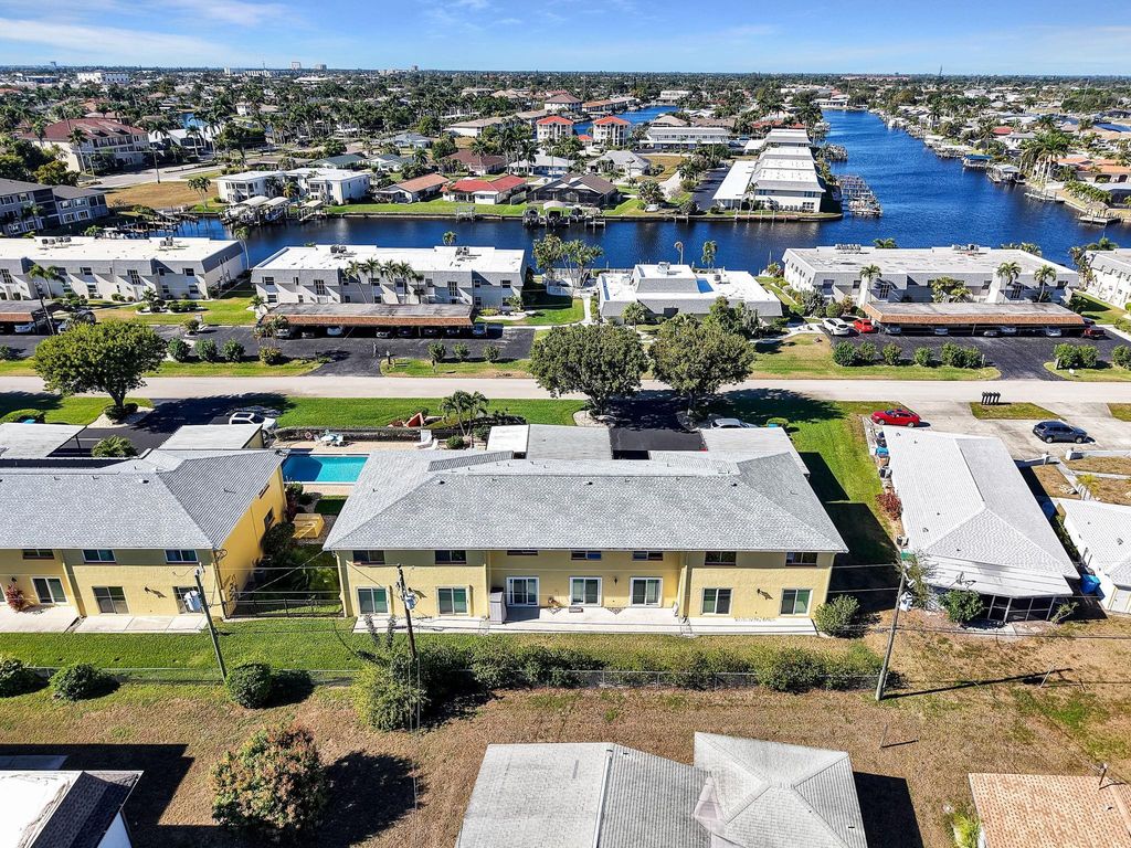 Photo of 4021 SE 19th Avenue #201, Cape Coral, FL 33904 (MLS # B26024546)