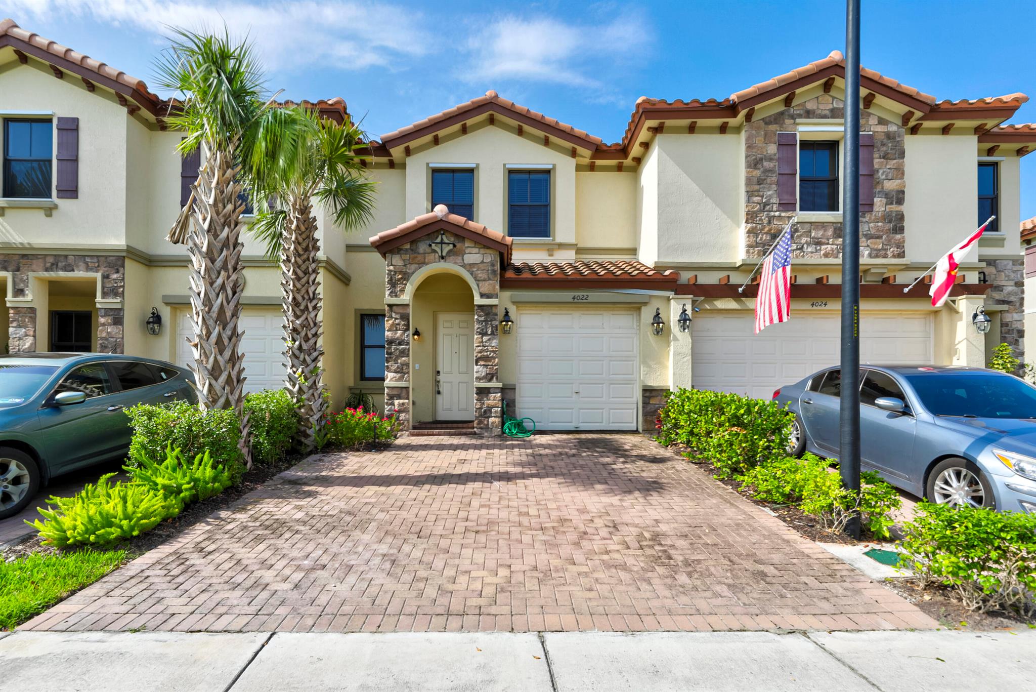 4022 Devenshire Court