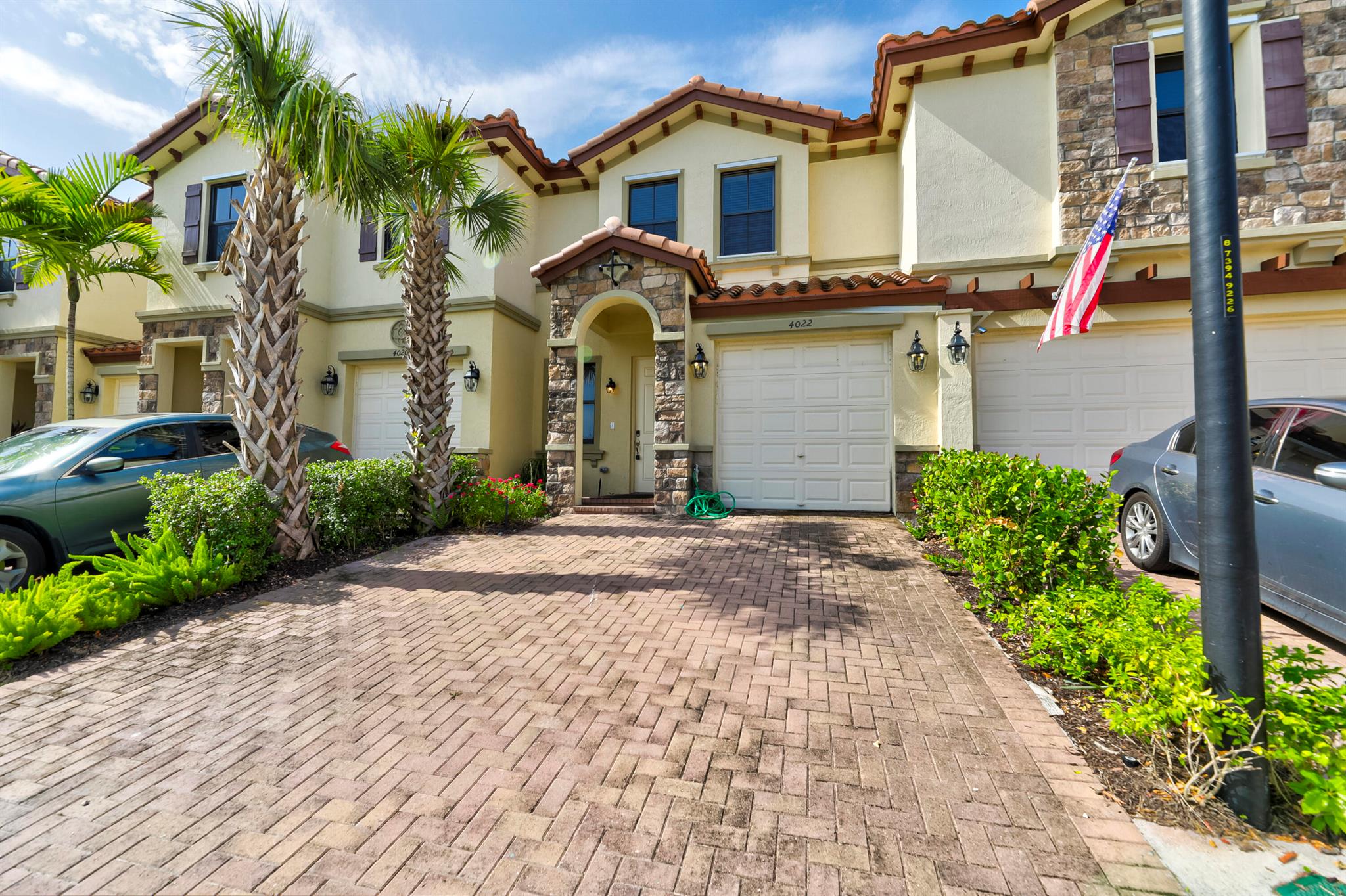 4022 Devenshire Court