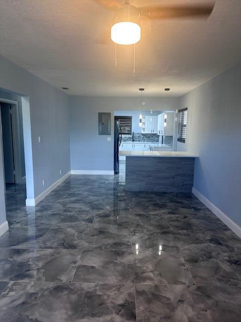 WOODLAWN WPB IN - Residential