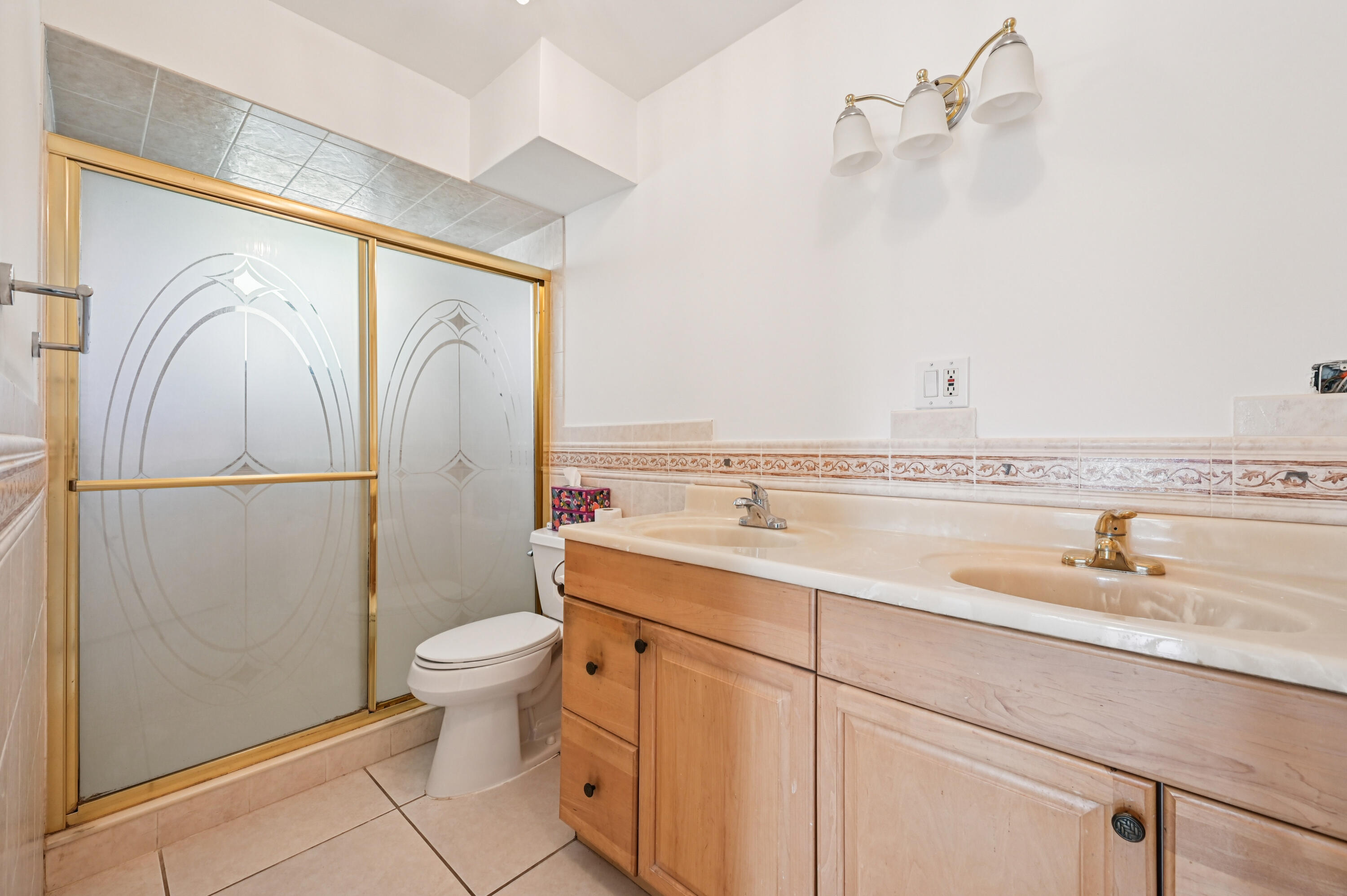 GREENWAY VILLAGE NORTH CONDO 2 - Residential