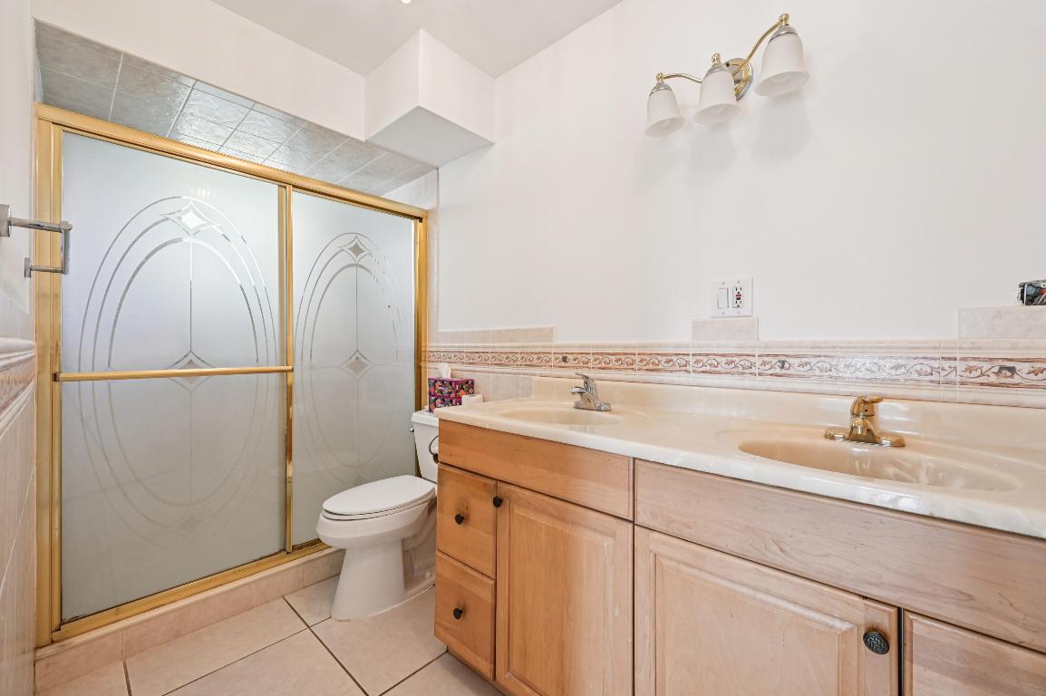 GREENWAY VILLAGE NORTH CONDO 2 - Residential