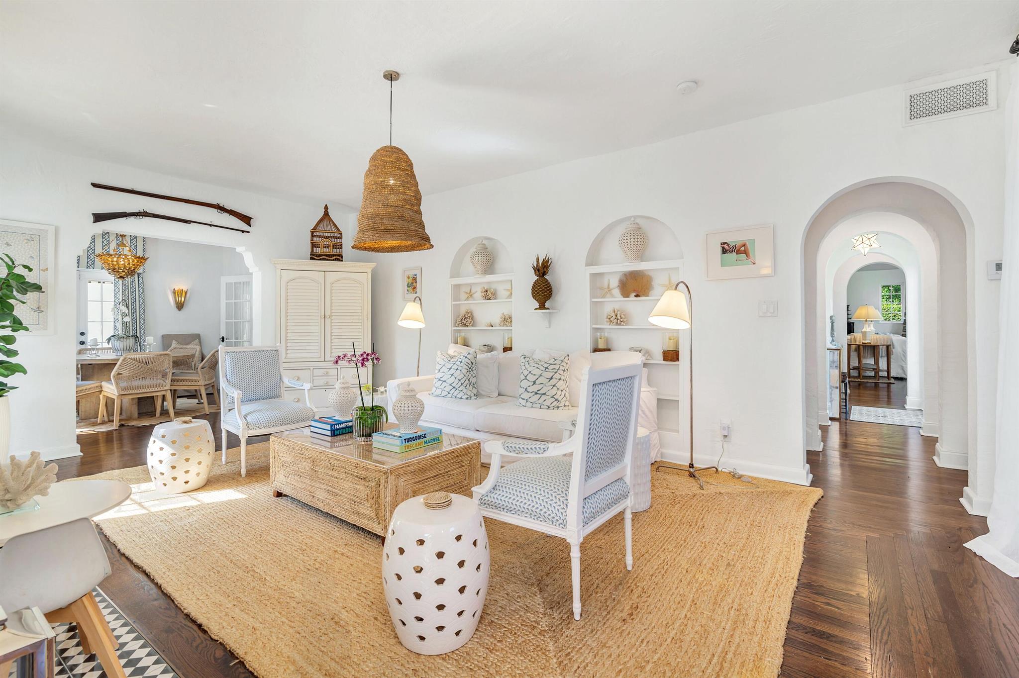 EDGEWATER - Residential