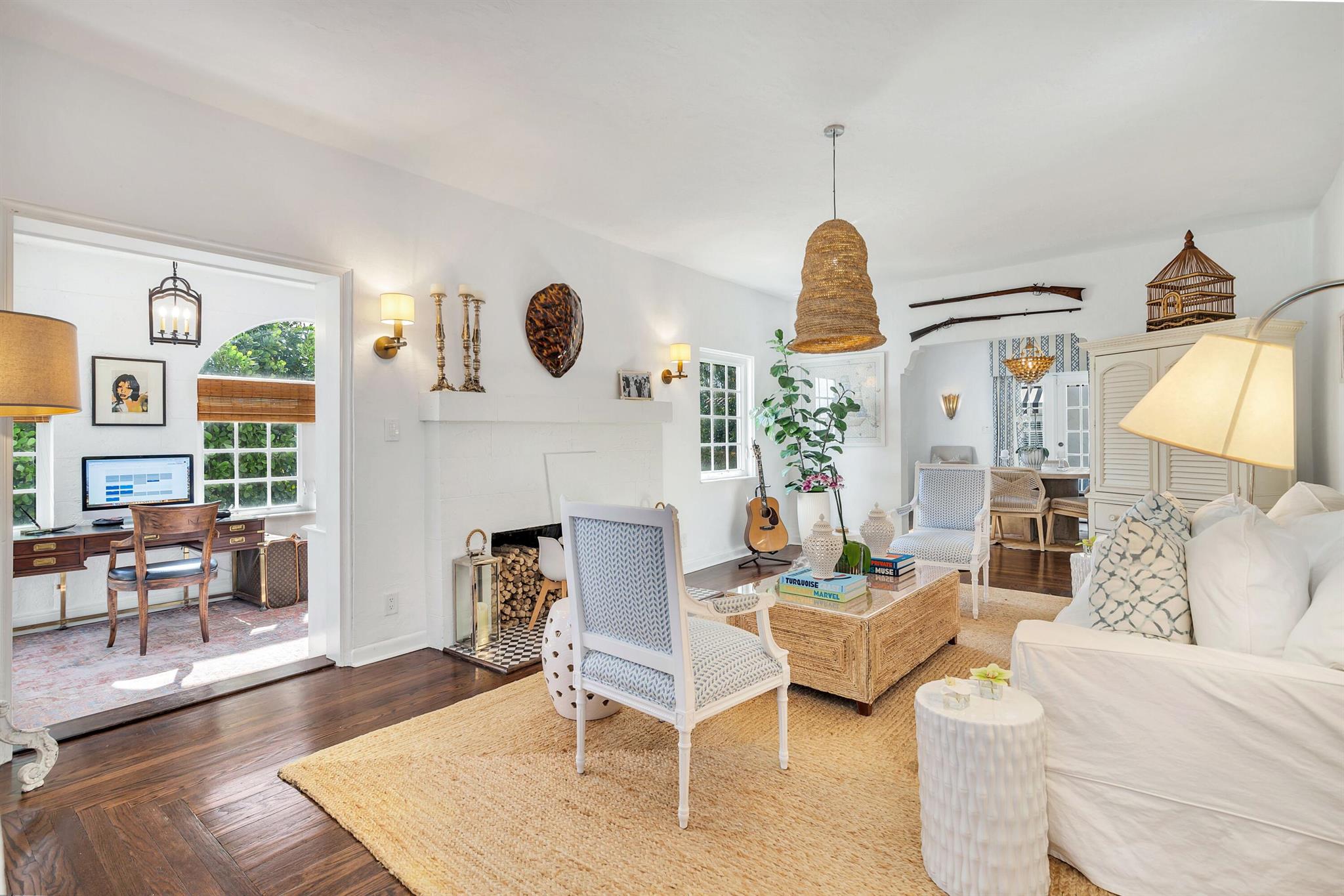 EDGEWATER - Residential