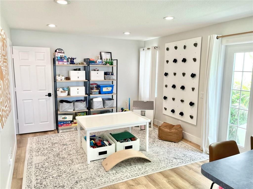 Hibiscus Island - Residential Lease