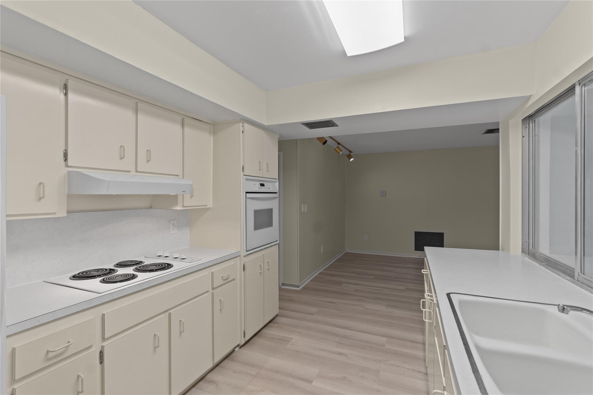 Margate Shores 2nd Add 70 - Residential Lease