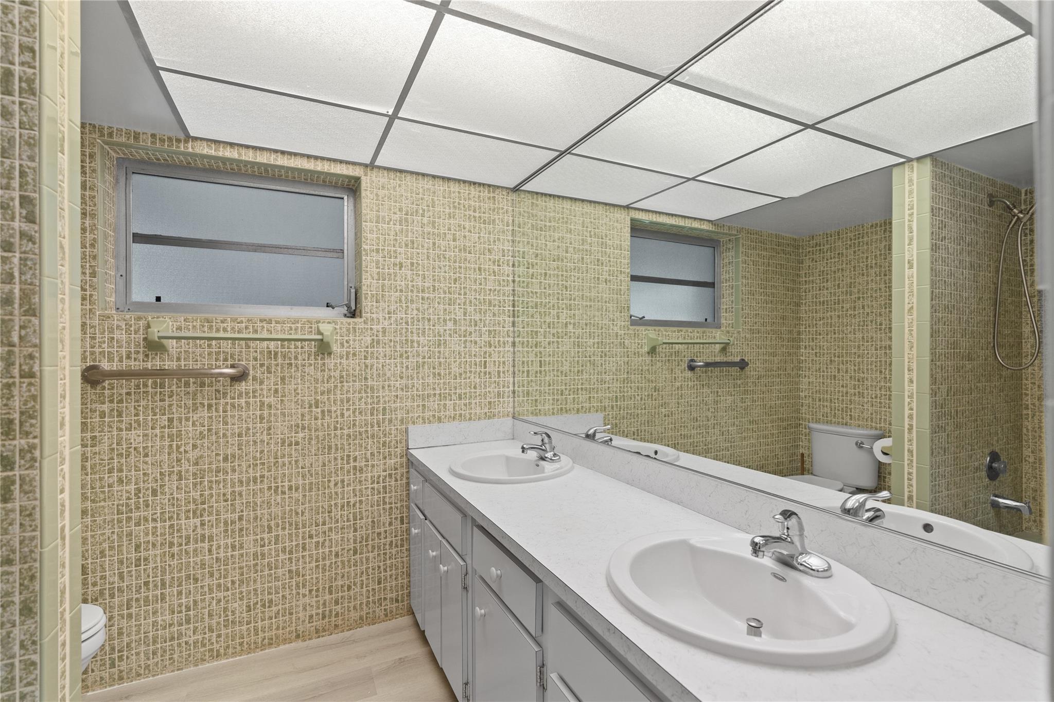 Margate Shores 2nd Add 70 - Residential Lease