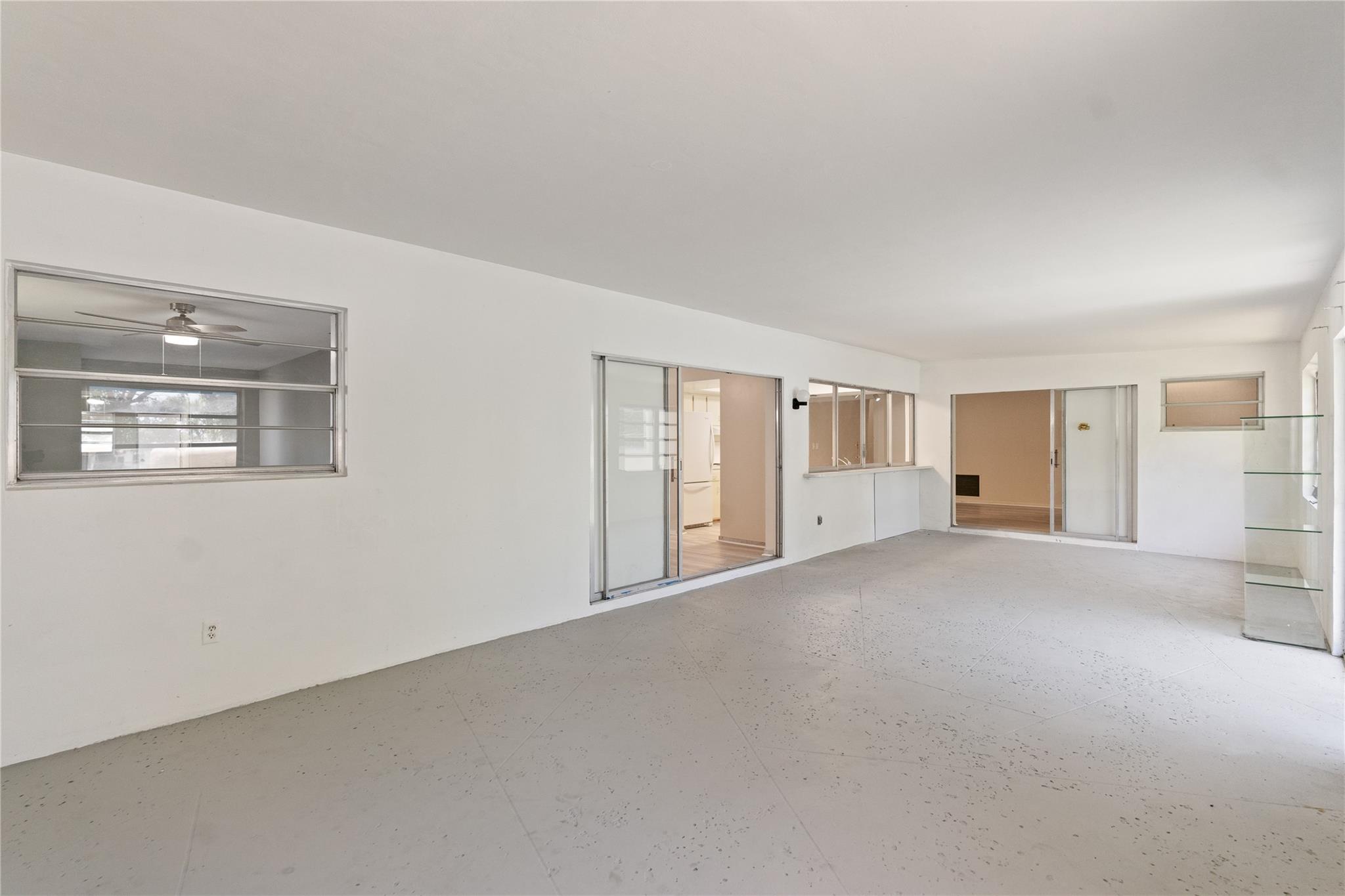 Margate Shores 2nd Add 70 - Residential Lease