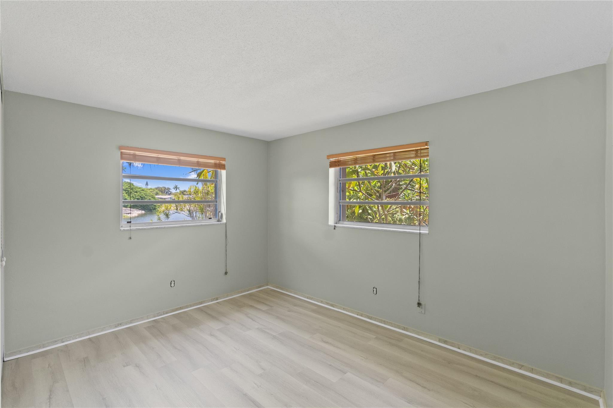 Margate Shores 2nd Add 70 - Residential Lease