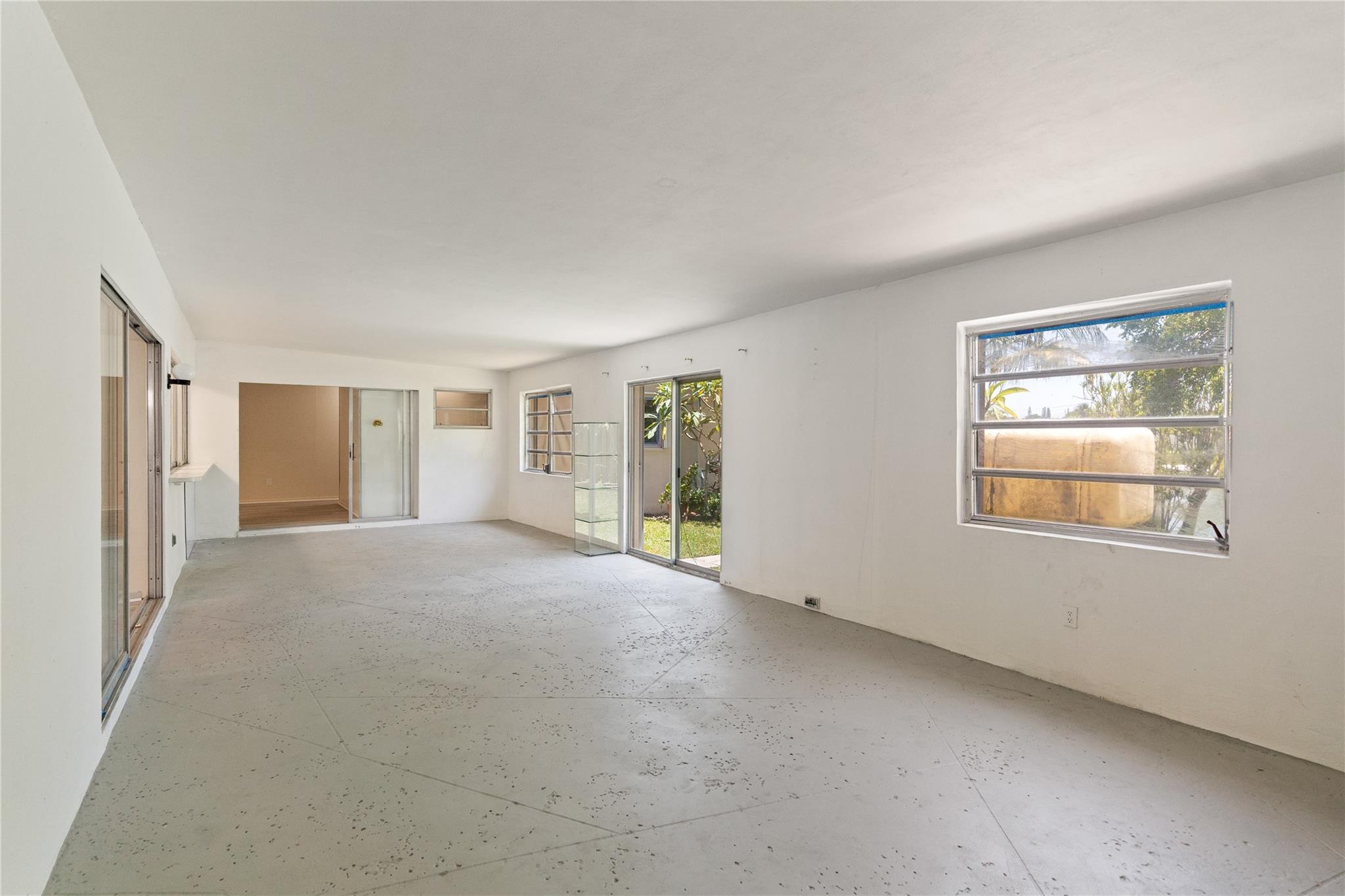 Margate Shores 2nd Add 70 - Residential Lease