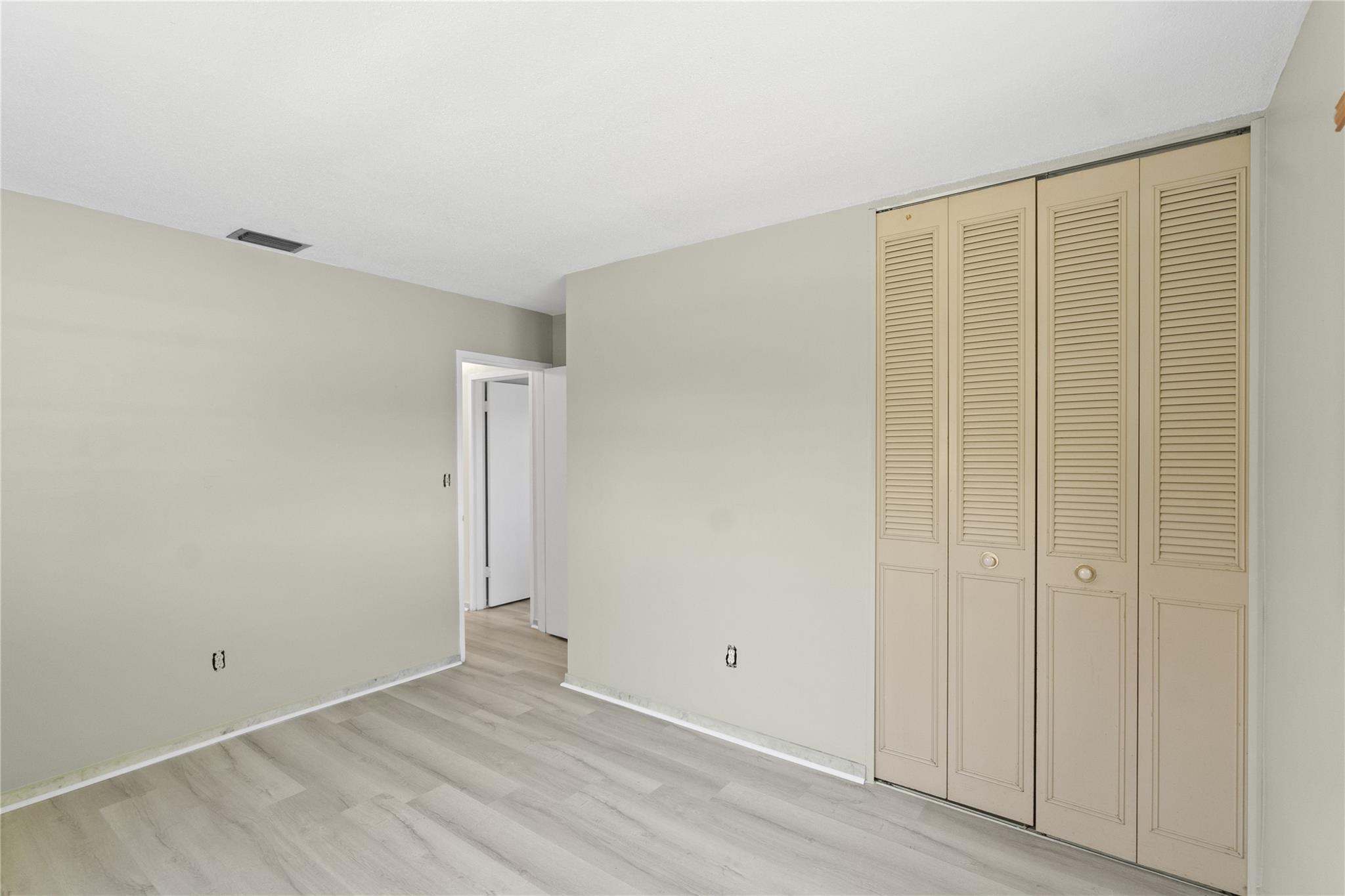 Margate Shores 2nd Add 70 - Residential Lease